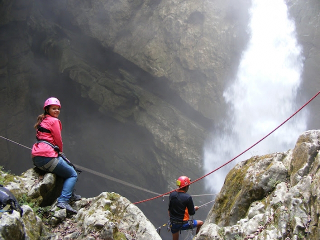 a la orilla del abismo